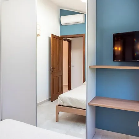 Apartment S310 - Sirolo, Trilocale Con Piscina E Vista Mare